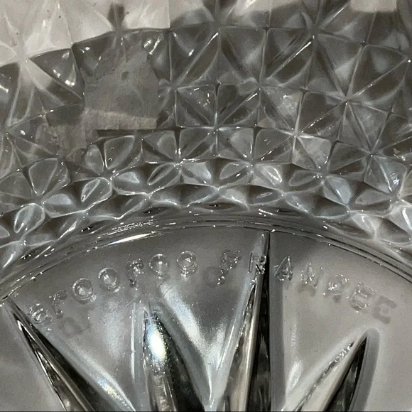 Two arcoroc France 8” glass bowls - Picture 7 of 9